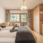 Apart. Mountainlovers 아파트