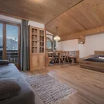 Apart. Mountainlovers
