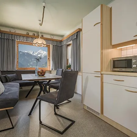 Apart. Mountainlovers * ハインツェンベルク