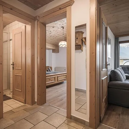 Apart. Mountainlovers Hainzenberg