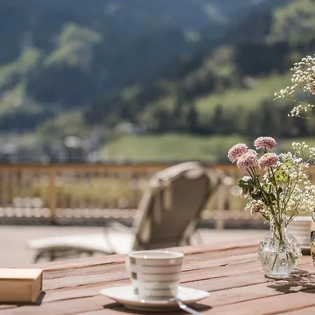 Apart. Mountainlovers *