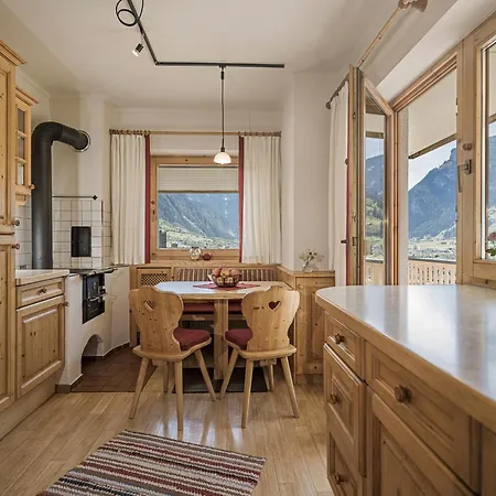 Apart. Mountainlovers *